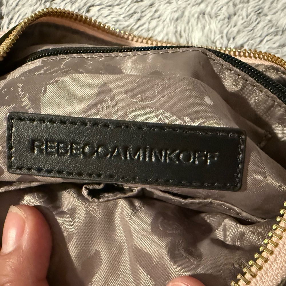 Rebecca Minkoff Elegant Pink Leather Handbag - Picture 4 of 12
